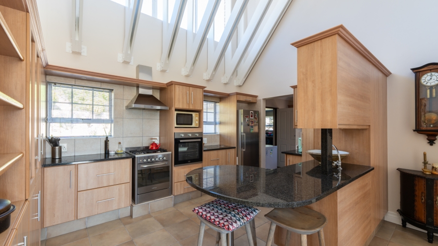 3 Bedroom Property for Sale in Fraaiuitsig Western Cape